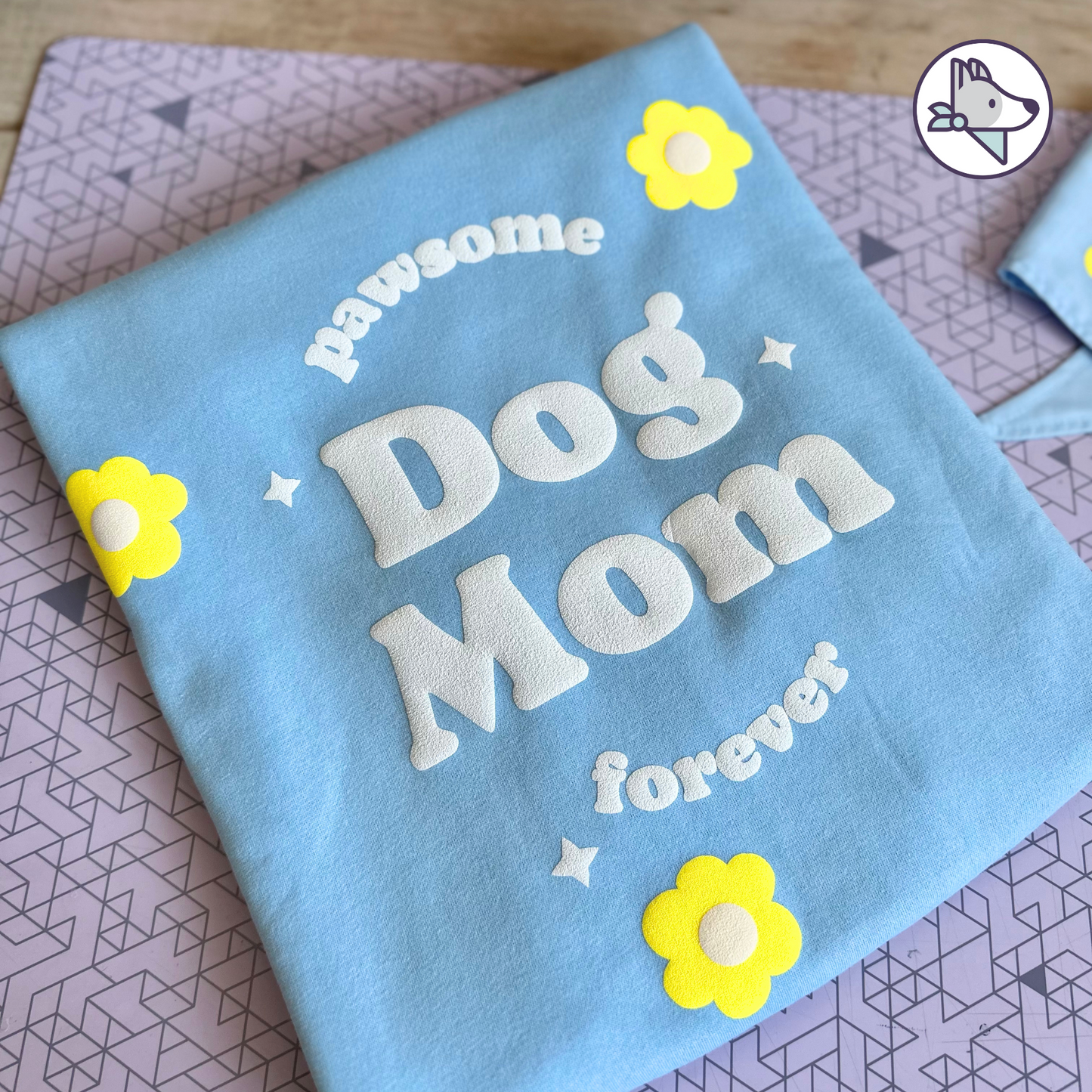 Pawsome Dog Mom FOREVER Matching Set | Sudadera + ¡UNA Bandana de REGALO que hace match! 🌸